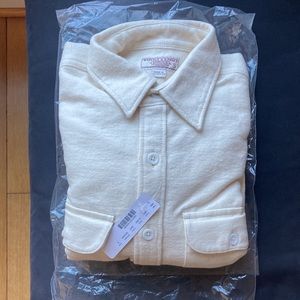 NEW J Crew Chamois Heavyweight Button Down Shirt - Men’s Small NWT cream white